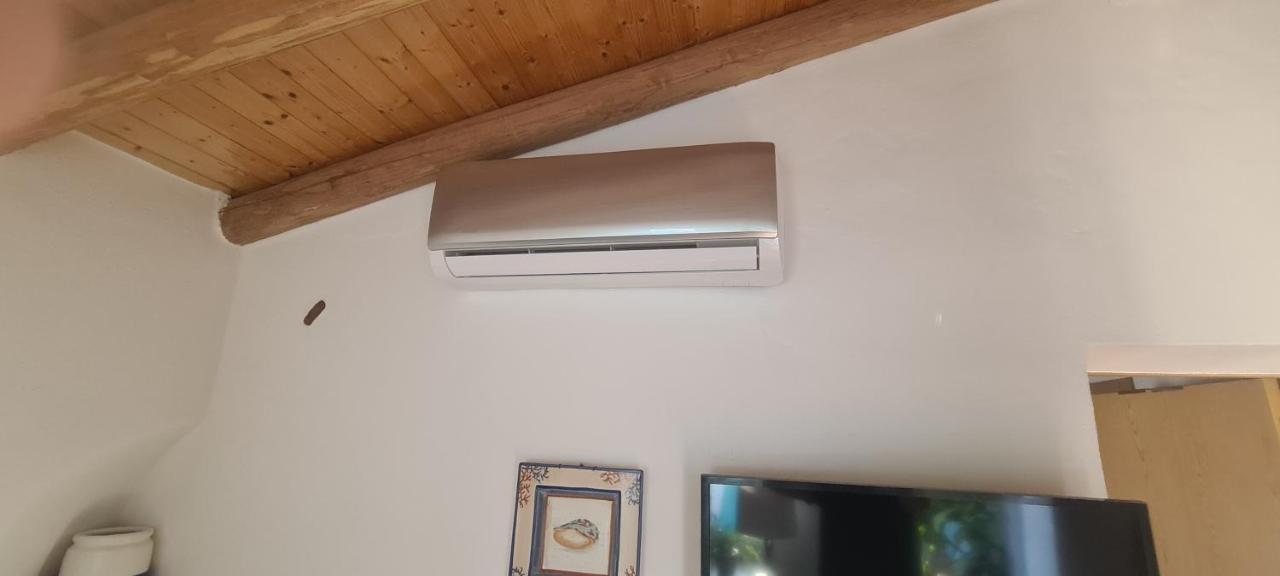 Beautiful House In Stunning Nature, 22 Minutes From Beaches, 5 Minutes To Lake, Air Condition Cool And Heat, And Very Fast Internet In All Rooms, Dishwasher, Washing Machine And Induction Cooking Silves Kültér fotó